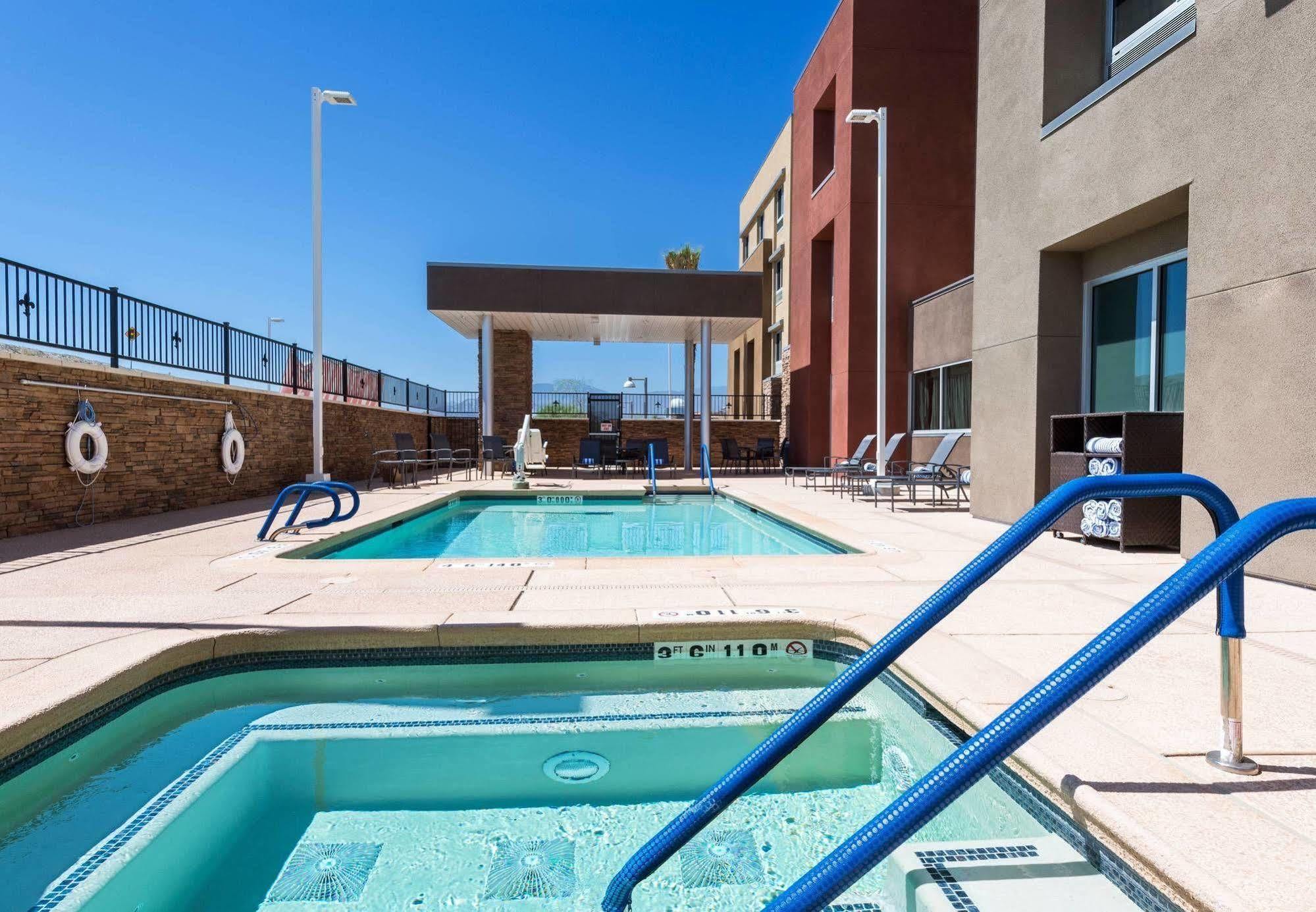 Fairfield By Marriott Inn & Suites Palm Desert Coachella Valley Eksteriør bilde